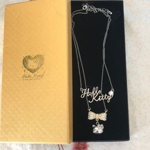 HP🎉 Sanrio Hello Kitty Double Chain Necklace